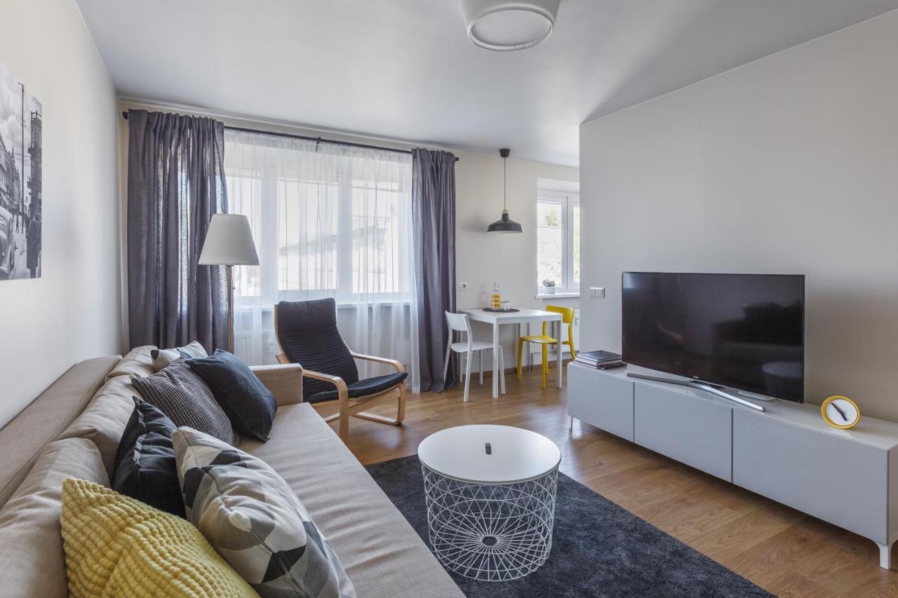 Sun City Apartment Šiauliai Exteriör bild